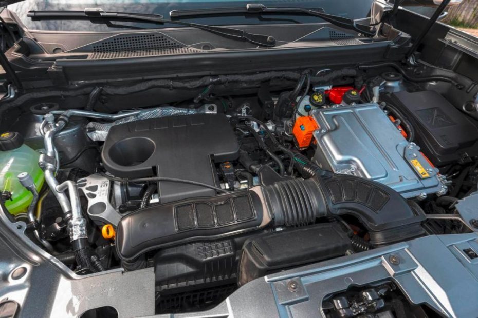 DACIA-DUSTER-moteur hybrid